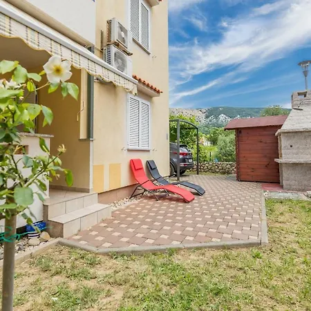 Janezic Apartment *