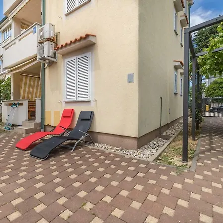 Janezic Apartman Baška