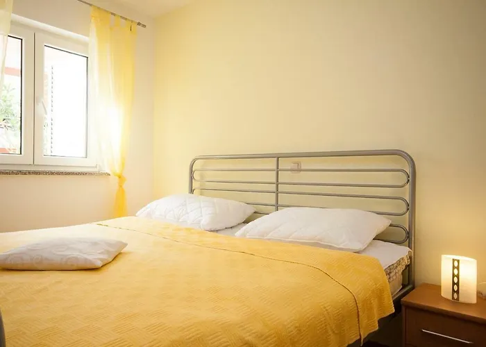 Apartment Janezic Baska (Krk)